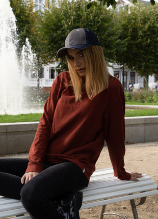 Brushed Heavy Cotton Two Tone Cap with Contrasting Stitching and Open Lip Sandwich (HW-4053)